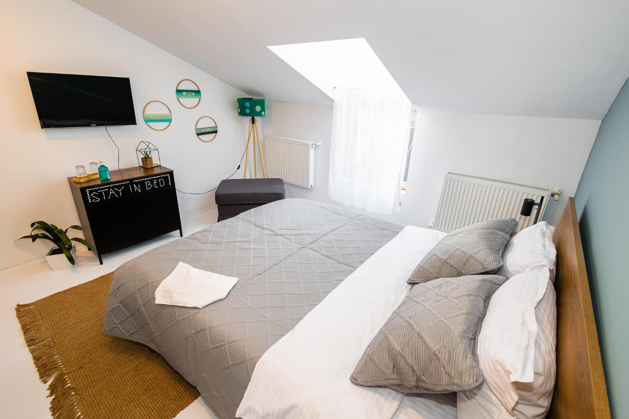 In Longfield Town Bed & Breakfast Campulung Moldovenesc Luaran gambar