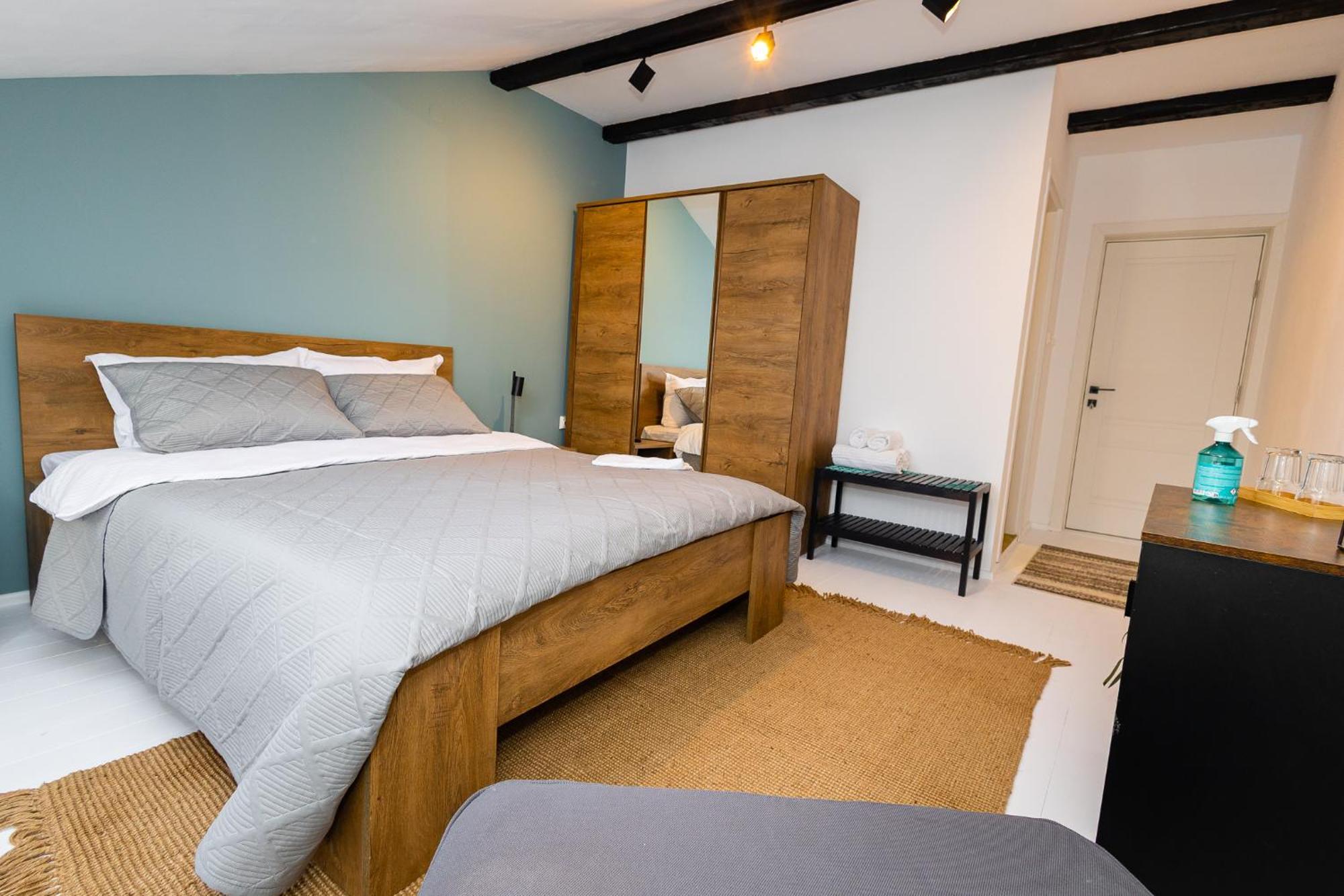 In Longfield Town Bed & Breakfast Campulung Moldovenesc Luaran gambar